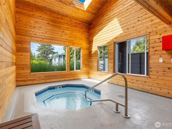 14124 NE 181st Place Unit H204, Woodinville WA 98072