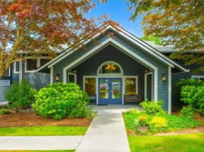 14124 NE 181st Place Unit H204, Woodinville WA 98072