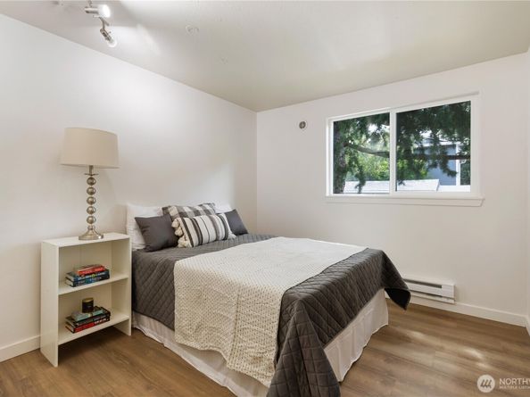 14124 NE 181st Place Unit H204, Woodinville WA 98072