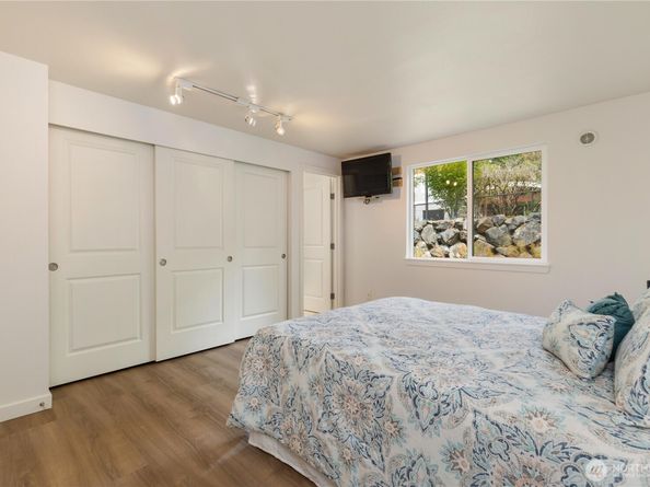 14124 NE 181st Place Unit H204, Woodinville WA 98072
