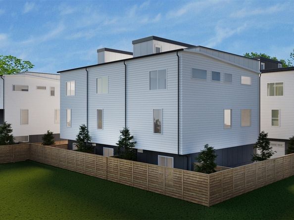 18017 2nd Avenue NE C, Shoreline WA 98155