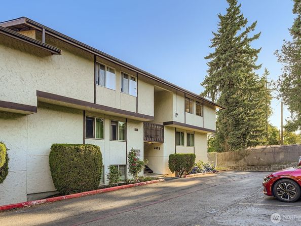 3523 S 160 Street C5, SeaTac WA 98188