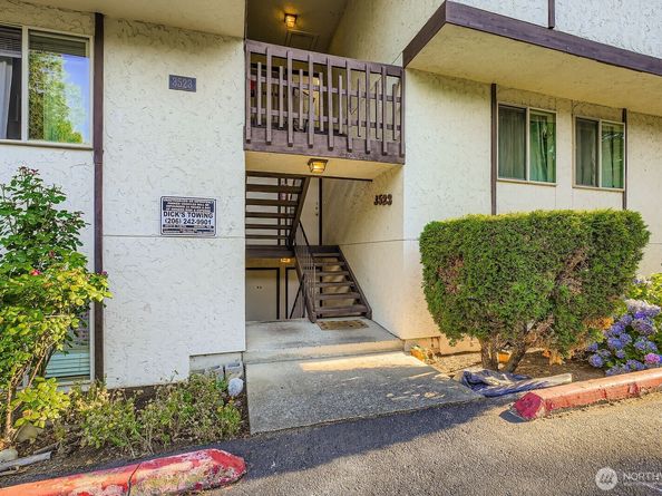 3523 S 160 Street C5, SeaTac WA 98188