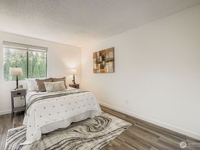 3523 S 160 Street C5, SeaTac WA 98188
