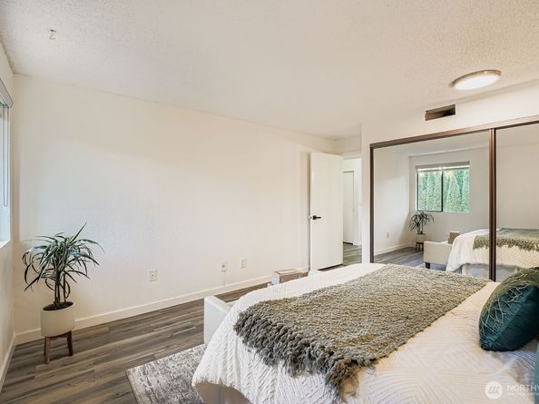 3523 S 160 Street C5, SeaTac WA 98188