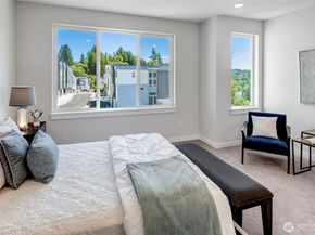 8904 NE 173rd Place B, Bothell WA 98011