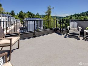 8904 NE 173rd Place B, Bothell WA 98011