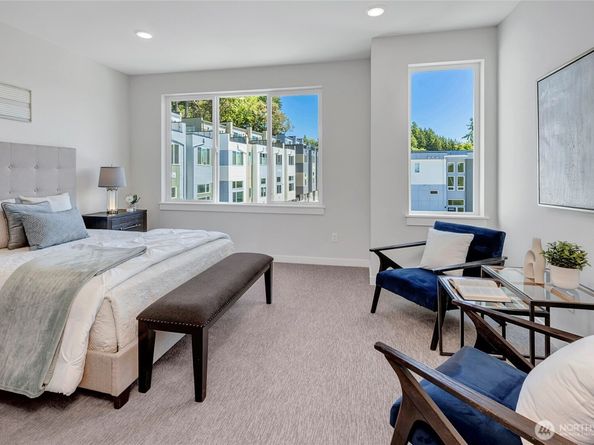 8904 NE 173rd Place B, Bothell WA 98011
