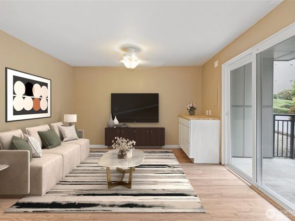 220 SW Clark Street B104, Issaquah WA 98027