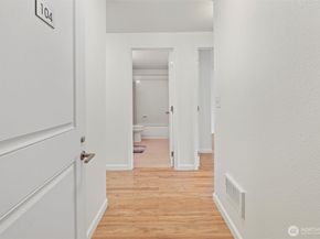 220 SW Clark Street B104, Issaquah WA 98027