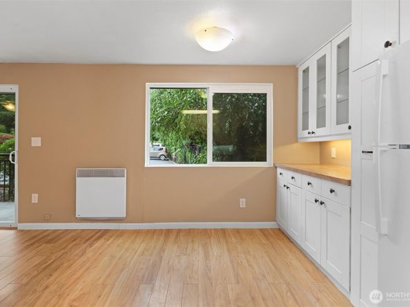 220 SW Clark Street B104, Issaquah WA 98027