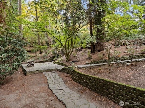 6418 E Mercer Way, Mercer Island WA 98040