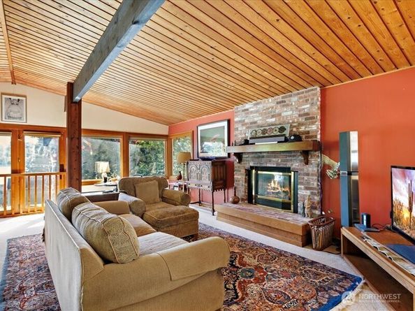 6418 E Mercer Way, Mercer Island WA 98040