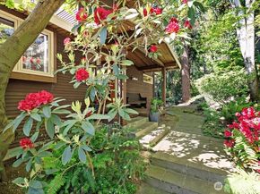 6418 E Mercer Way, Mercer Island WA 98040