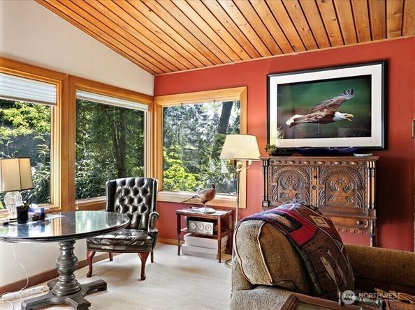 6418 E Mercer Way, Mercer Island WA 98040