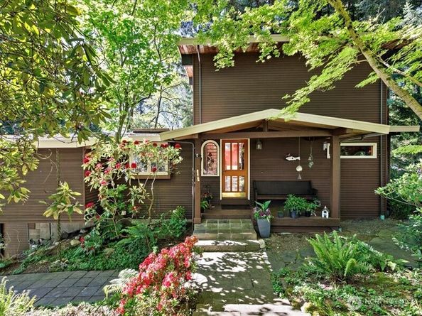 6418 E Mercer Way, Mercer Island WA 98040