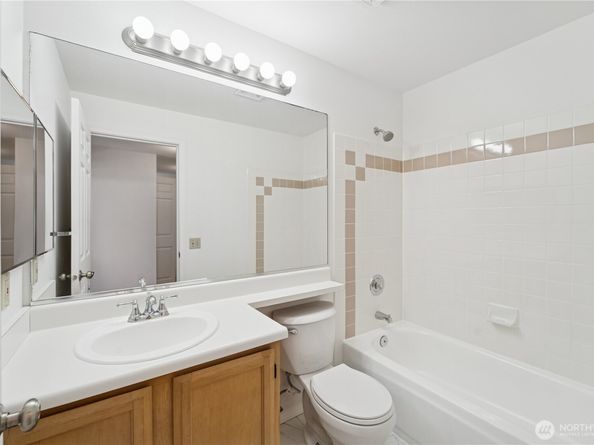 927 132nd Street SW H5, Everett WA 98204
