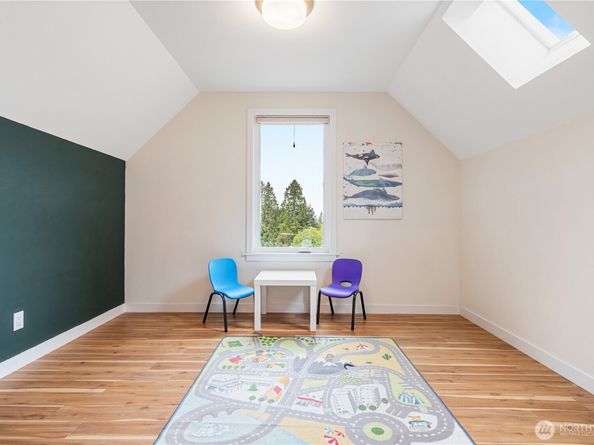6026 35th Avenue NE, Seattle WA 98115