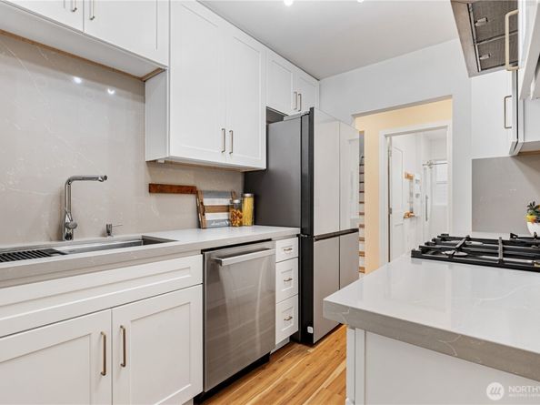 6026 35th Avenue NE, Seattle WA 98115