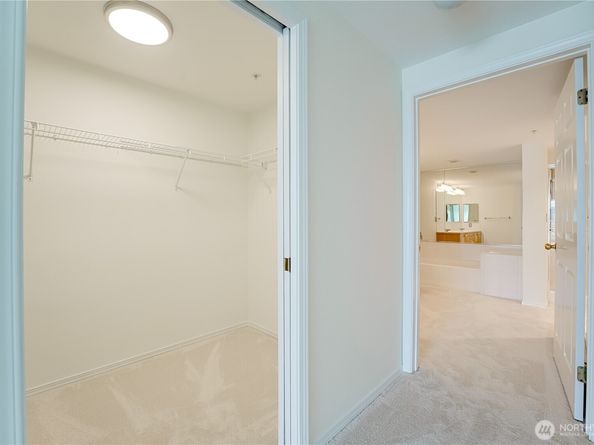 15020 Bothell Way NE 303, Lake Forest Park WA 98155
