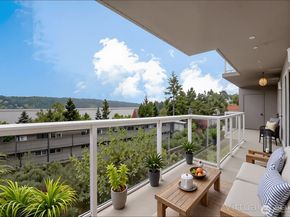 15020 Bothell Way NE 303, Lake Forest Park WA 98155