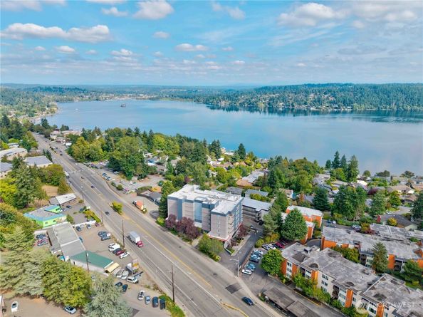 15020 Bothell Way NE 303, Lake Forest Park WA 98155
