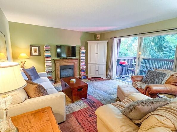 1425 S Puget Drive G3, Renton WA 98055
