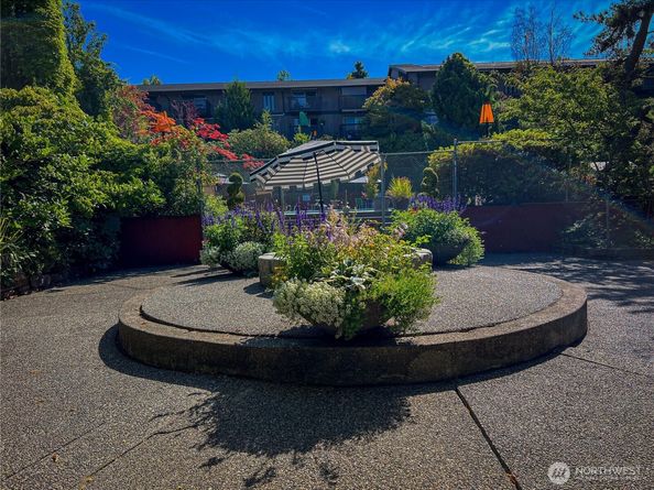 1425 S Puget Drive G3, Renton WA 98055