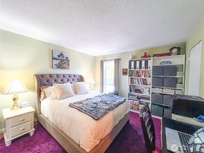 1425 S Puget Drive G3, Renton WA 98055