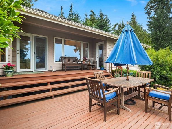 14920 Vermontville Road SW, Vashon WA 98070
