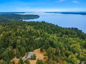 14920 Vermontville Road SW, Vashon WA 98070