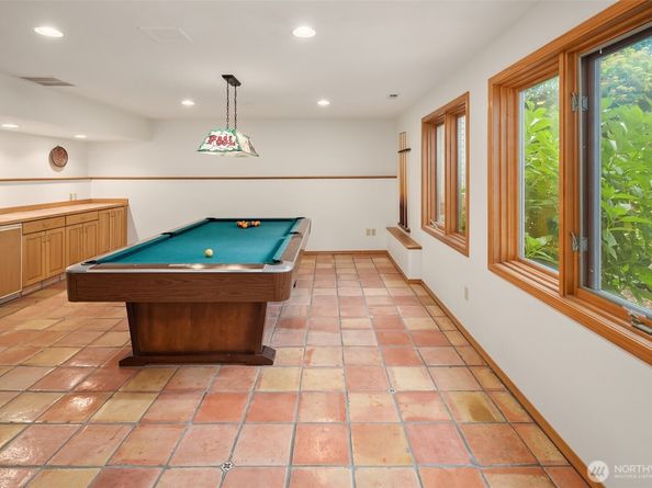 14920 Vermontville Road SW, Vashon WA 98070