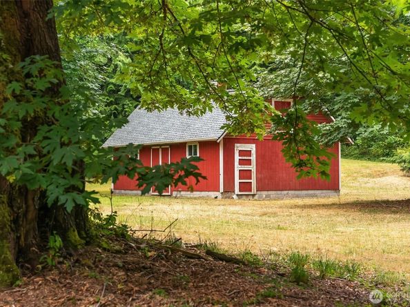 14920 Vermontville Road SW, Vashon WA 98070