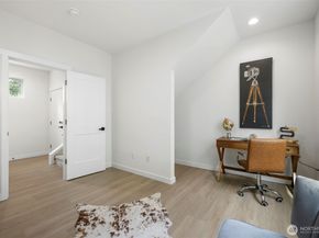 19505 Damson Road A3, Lynnwood WA 98036