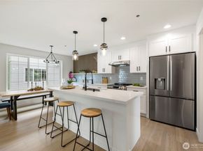 19505 Damson Road A3, Lynnwood WA 98036