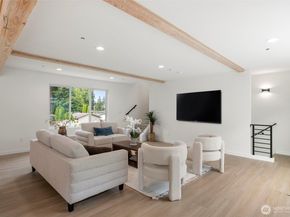 19505 Damson Road A3, Lynnwood WA 98036
