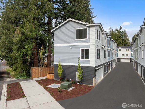 19505 Damson Road A3, Lynnwood WA 98036
