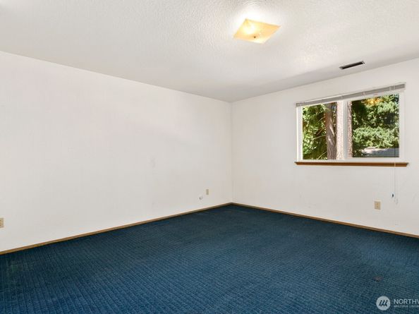 4272 SW 337th Place, Federal Way WA 98023