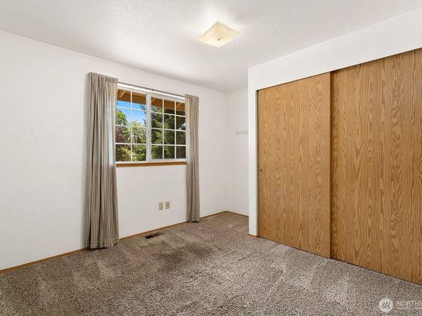 4272 SW 337th Place, Federal Way WA 98023