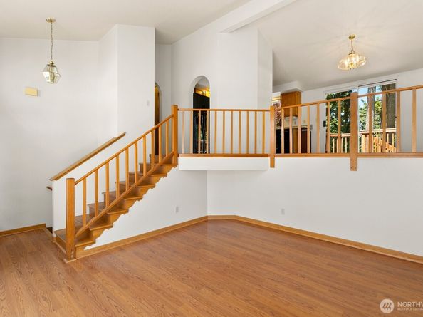 4272 SW 337th Place, Federal Way WA 98023