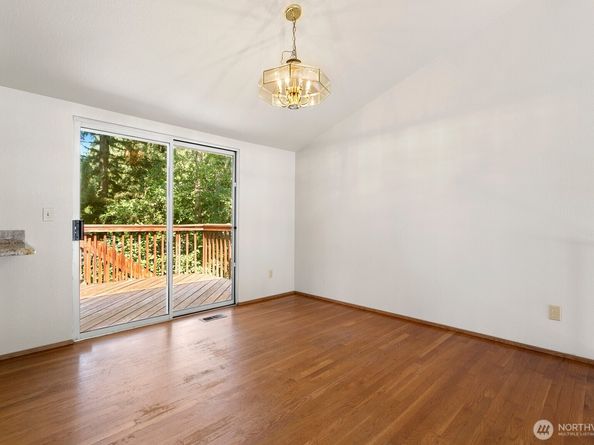 4272 SW 337th Place, Federal Way WA 98023