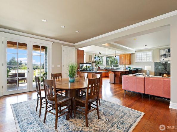 6222 37th Avenue NE, Seattle WA 98115