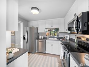 6535 Seaview Avenue NW 510B, Seattle WA 98117
