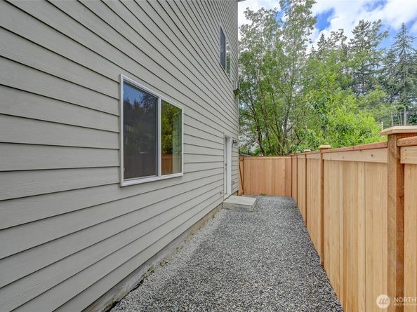 1911 Gibson Road A, Everett WA 98204