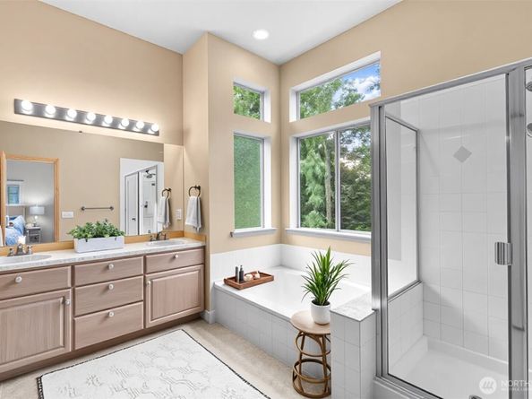 605 40th Place, Everett WA 98201