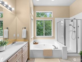 605 40th Place, Everett WA 98201