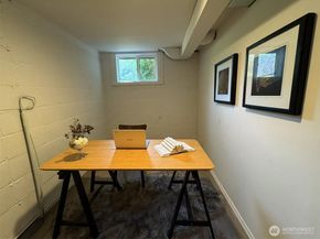 4329 NE 56th Street, Seattle WA 98105