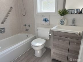 4329 NE 56th Street, Seattle WA 98105