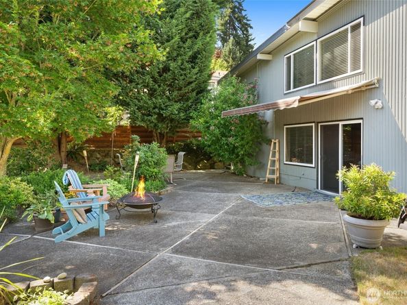 16205 SE 7th Street, Bellevue WA 98008