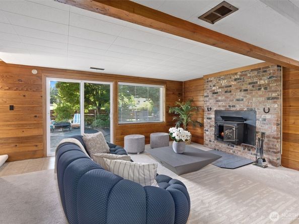 16205 SE 7th Street, Bellevue WA 98008